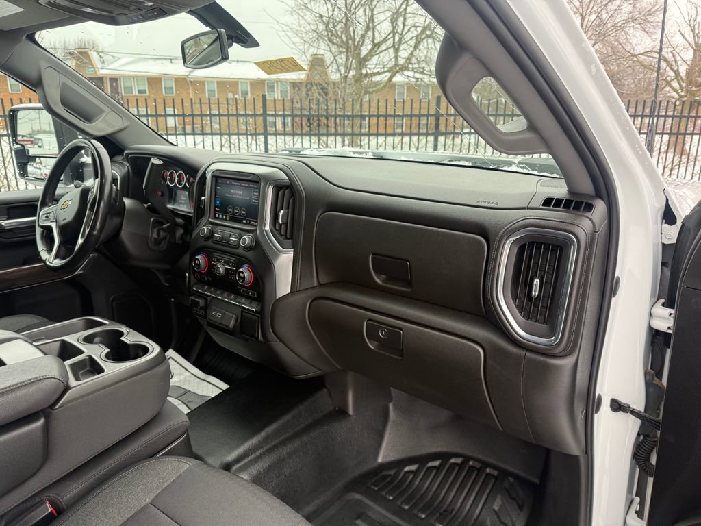 Used 2023 Chevrolet Silverado 3500 LT w/ Convenience Package image 16