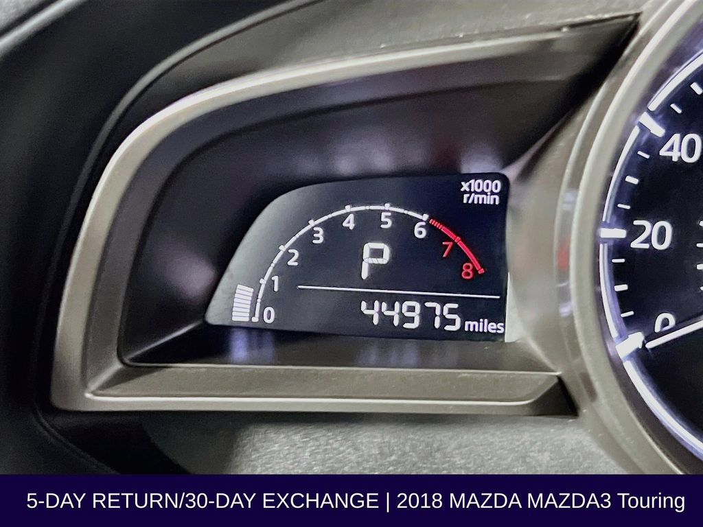 Used 2018 MAZDA MAZDA3 Touring FWD image 16