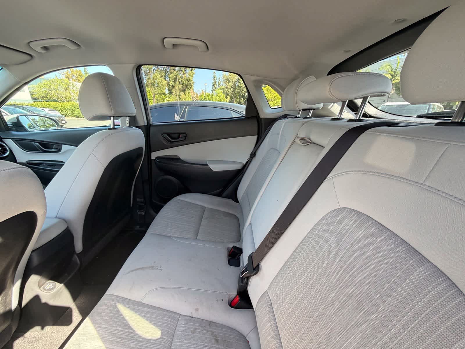 Used 2023 Hyundai Kona SEL AWD/4WD image 5