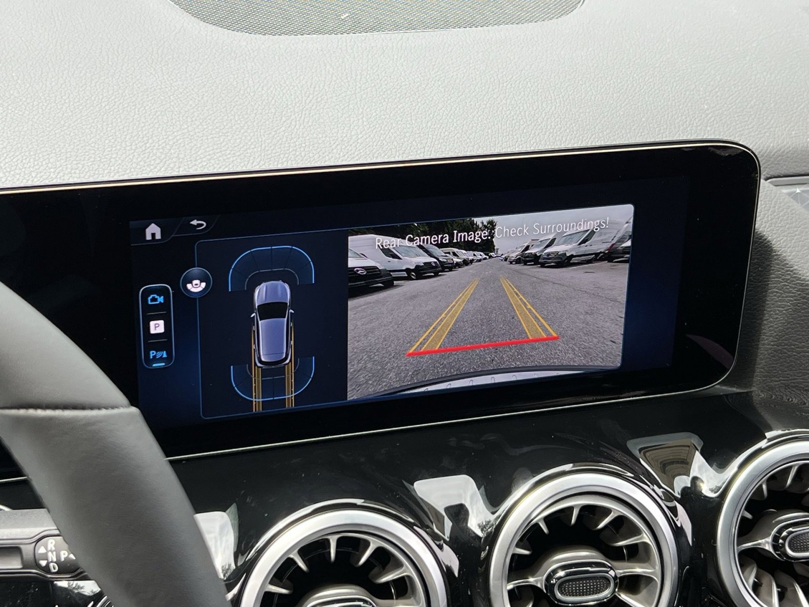 Certified 2025 Mercedes-Benz GLA 250 4MATIC image 17