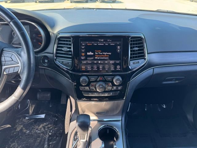 Used 2020 Jeep Grand Cherokee Limited image 2