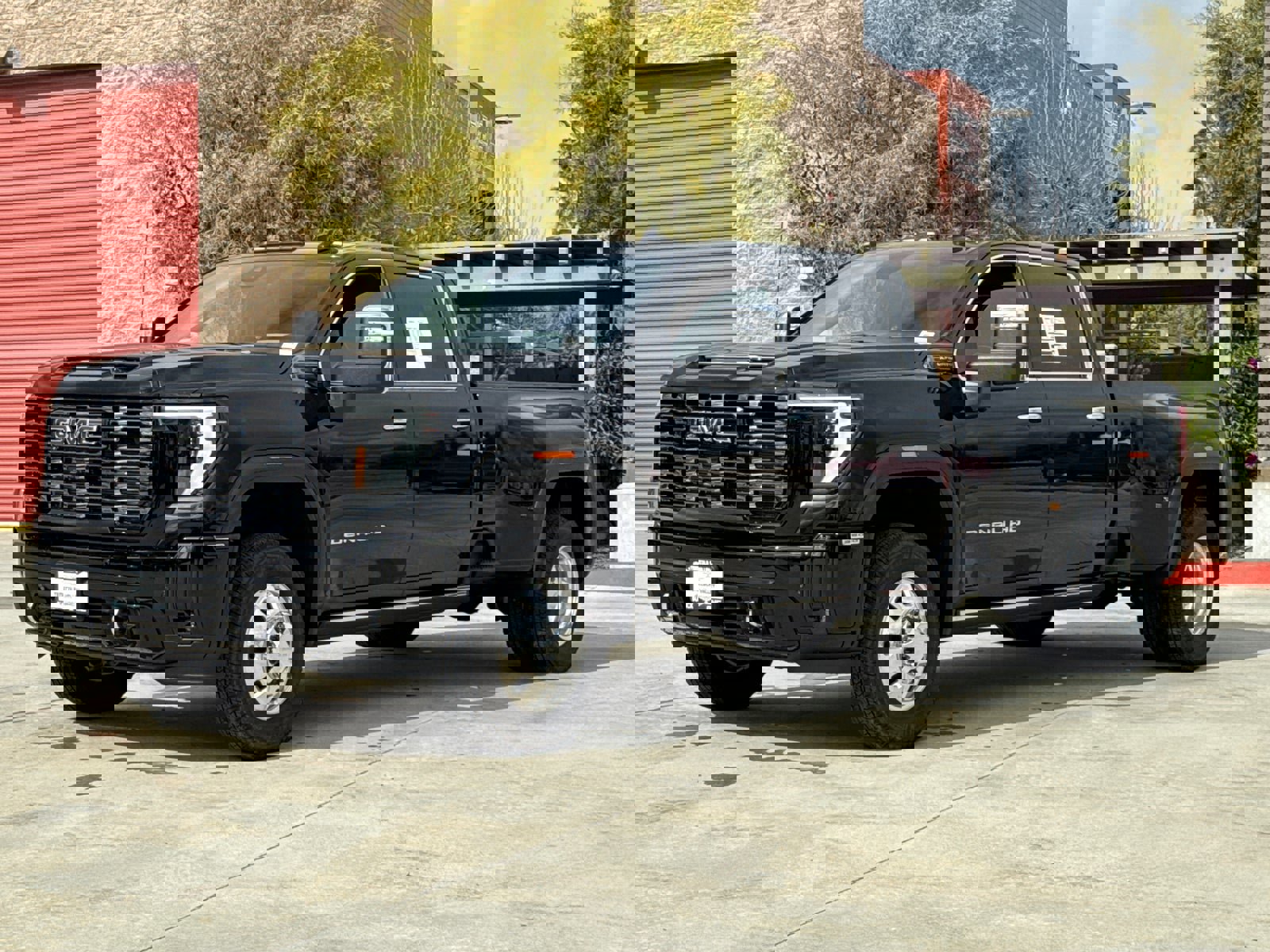 New 2026 GMC Sierra 3500 Denali Ultimate w/ LPO, Black Badging Package image 4