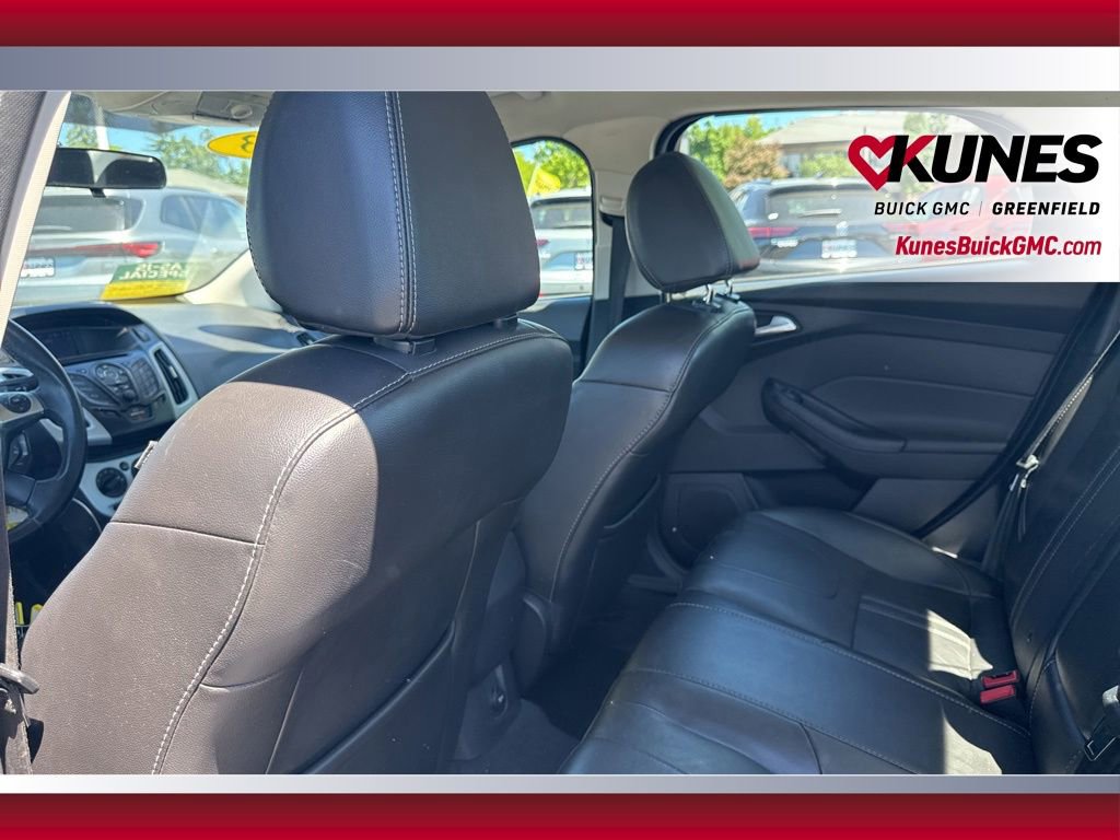 Used 2013 Ford Focus SE FWD image 30