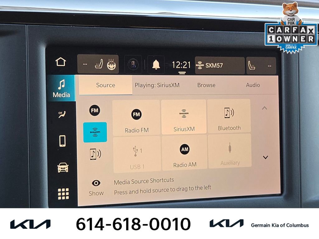 Used 2023 Chrysler Voyager LX image 24