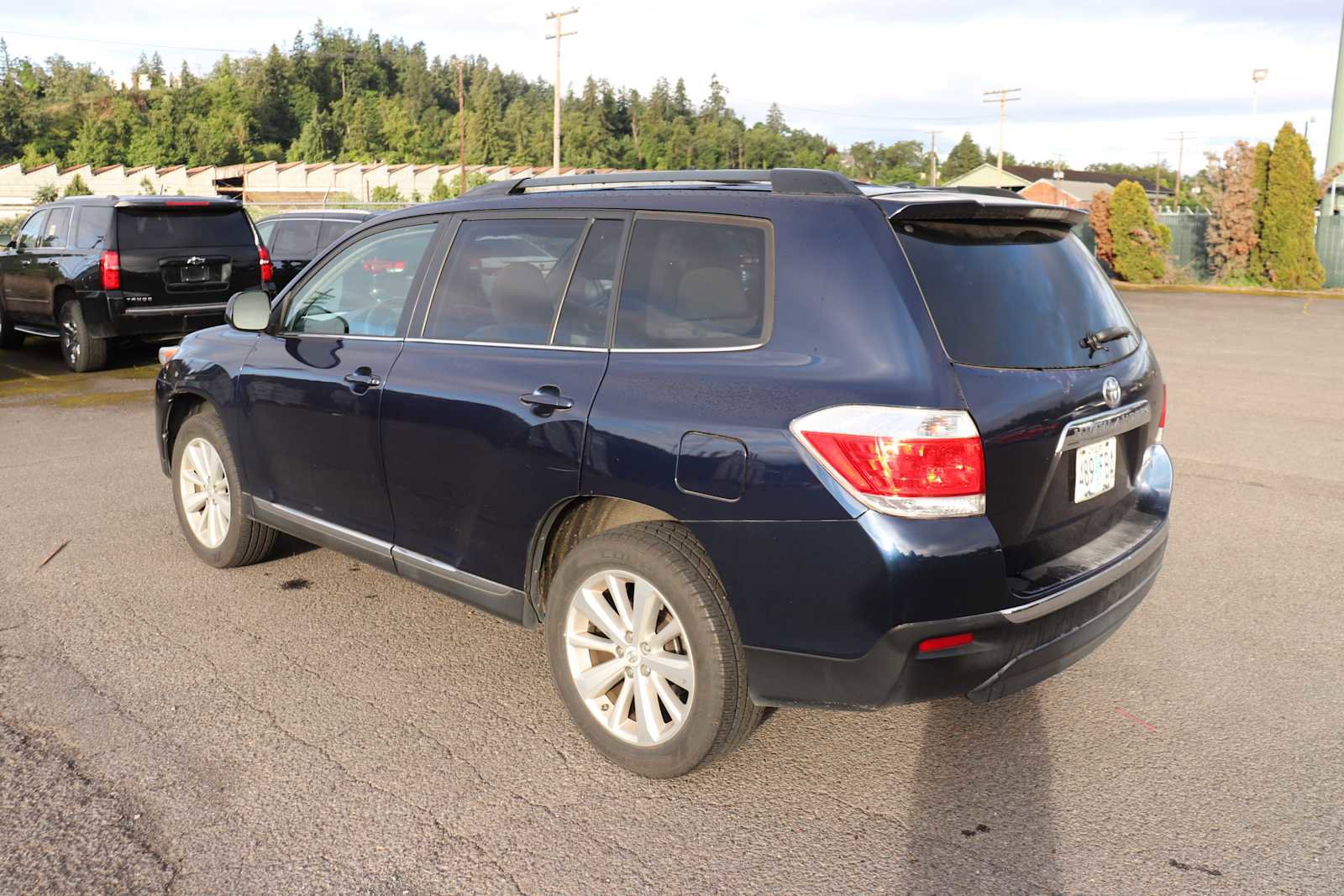 Used 2011 Toyota Highlander 4WD w/ Tech Pkg image 7