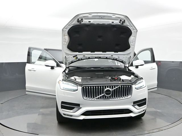 Used 2023 Volvo XC90 B6 Plus w/ Protection Package Premier AWD/4WD image 54
