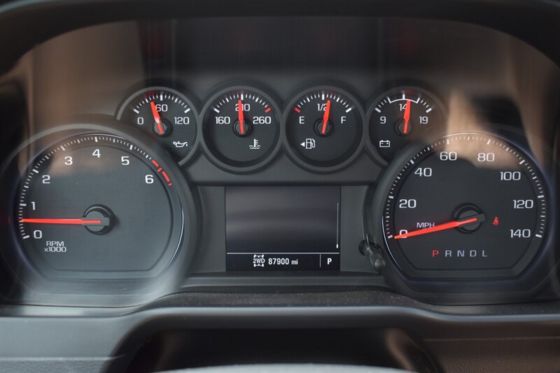 Used 2020 Chevrolet Silverado 1500 W/T w/ WT Value Package AWD/4WD image 17
