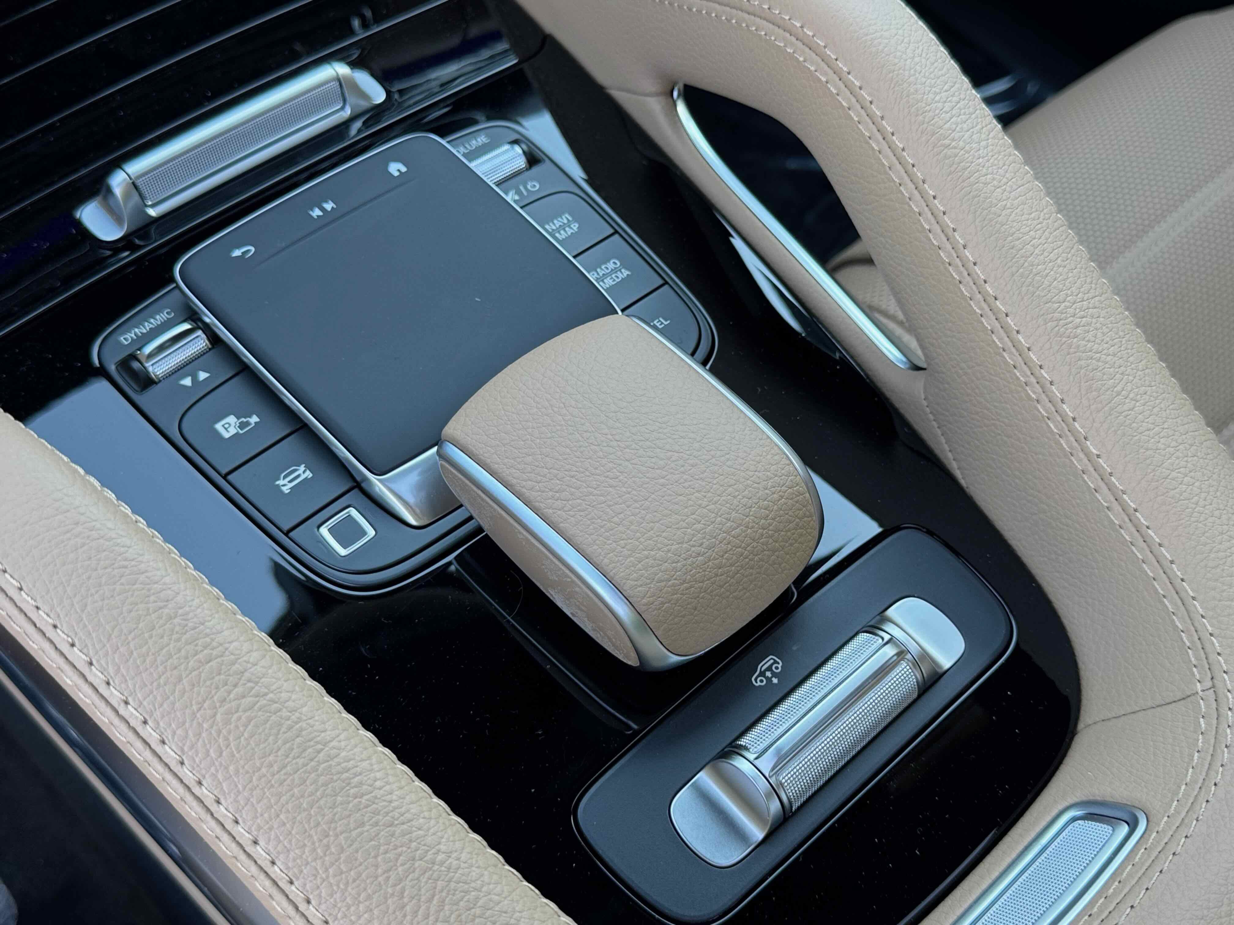 New 2026 Mercedes-Benz GLS 450 4MATIC image 23