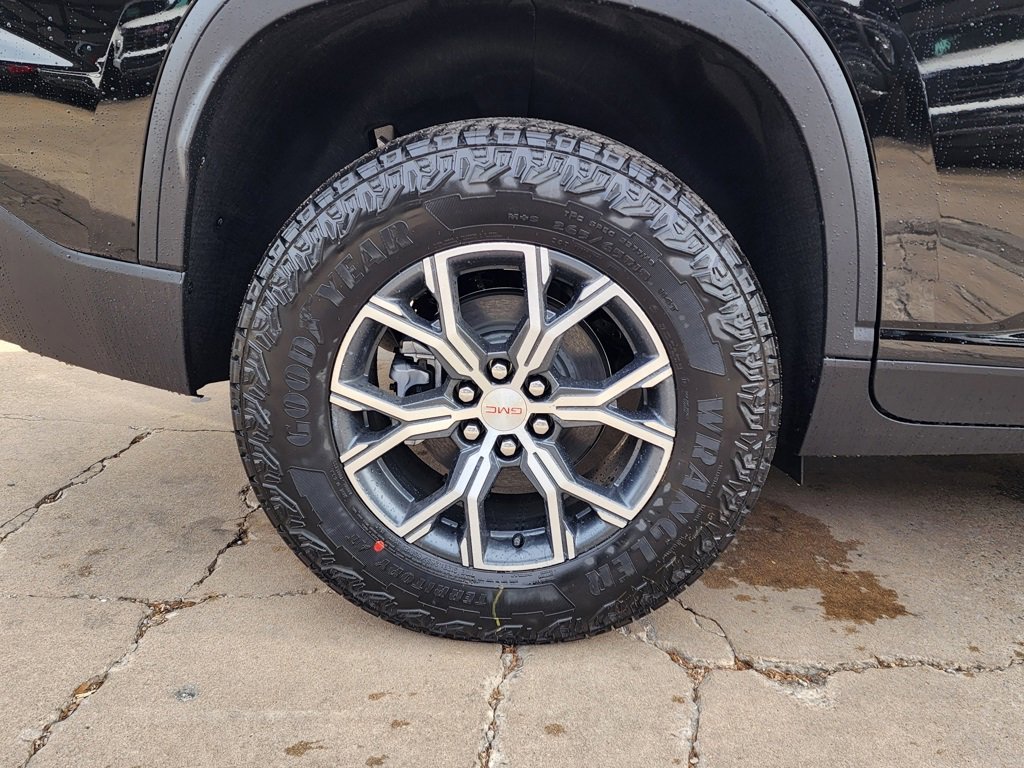 New 2026 GMC Acadia AT4 w/ Luxury Package image 56