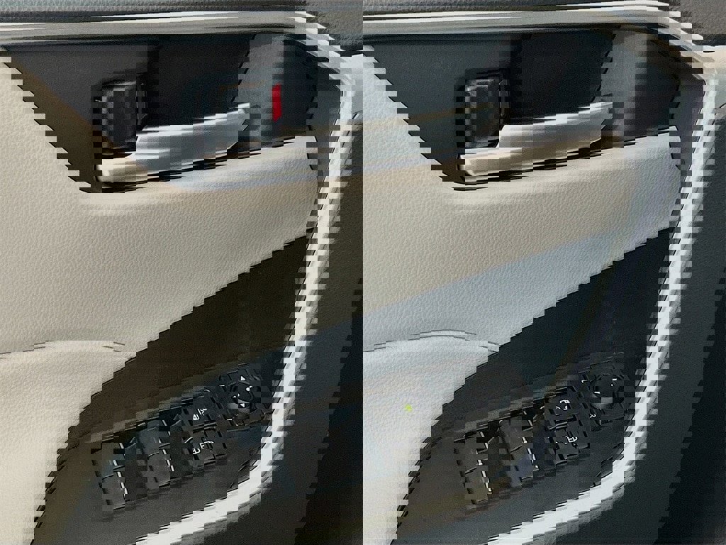 New 2025 Toyota RAV4 XLE Premium image 17