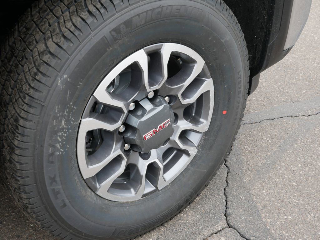 New 2026 GMC Sierra 3500 SLE image 5
