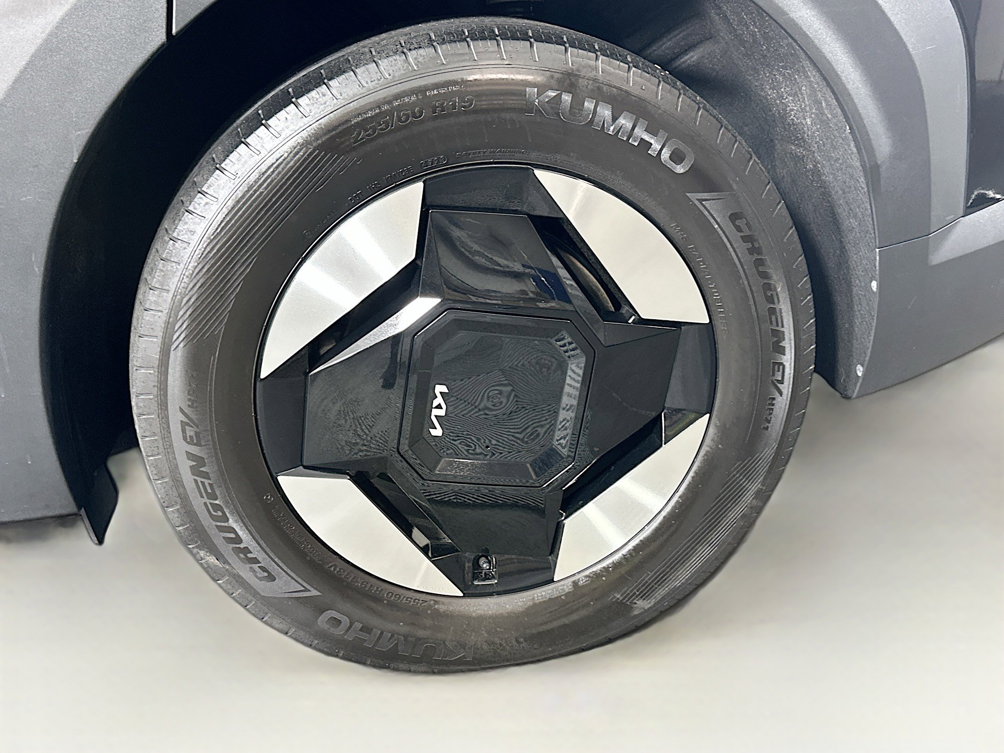 Used 2024 Kia EV9 Light image 11