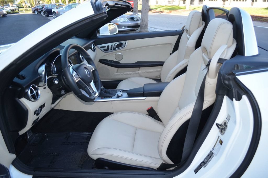 Used 2015 Mercedes-Benz SLK 250 image 43
