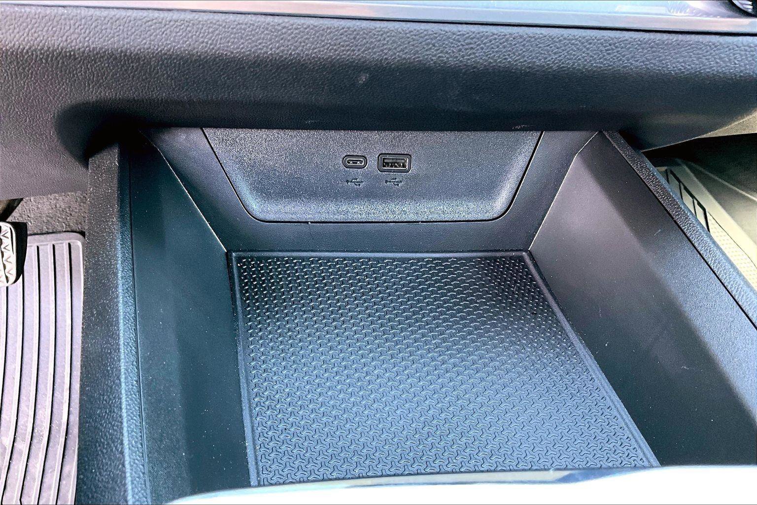 New 2026 Chevrolet Equinox RS w/ Convenience Package III AWD/4WD image 25