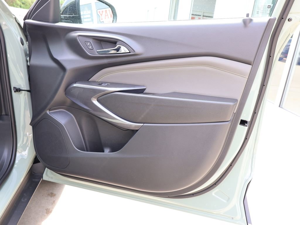 New 2026 Chevrolet Trax ACTIV w/ Driver Confidence Package FWD image 30