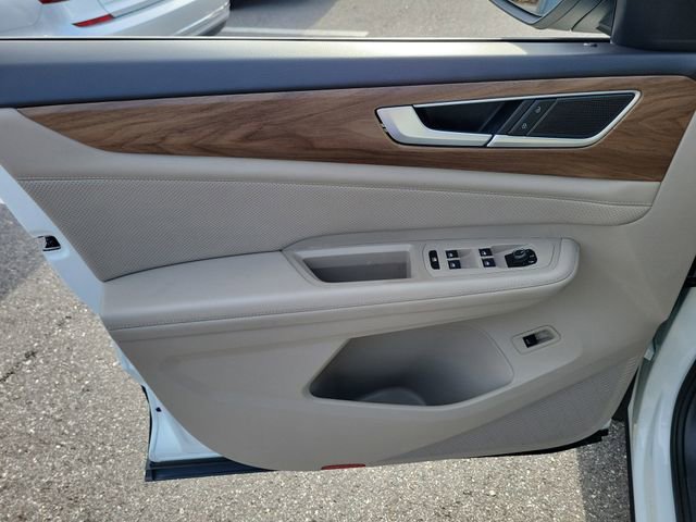 Certified 2024 Volkswagen Atlas SE FWD image 15