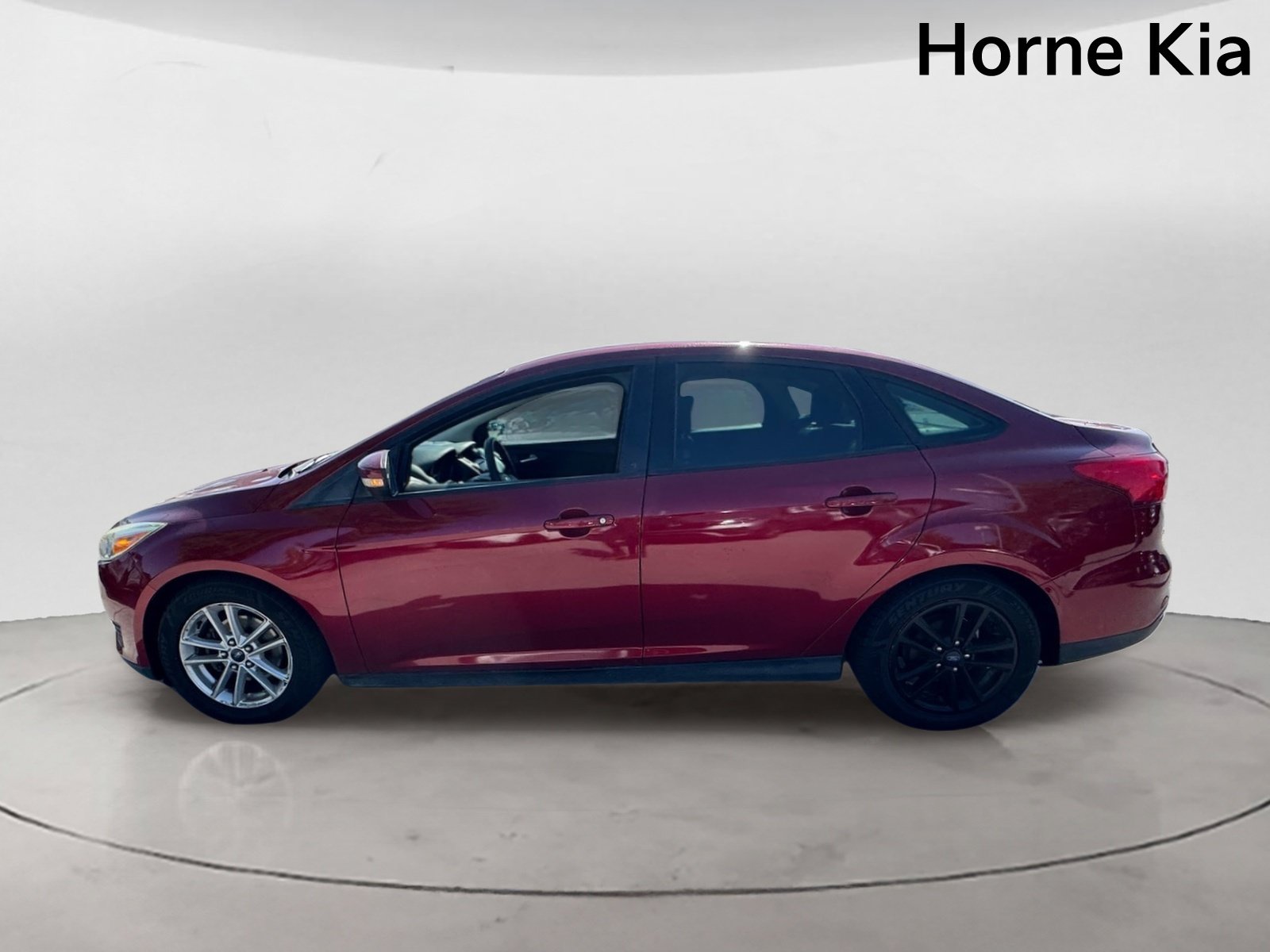 Used 2016 Ford Focus SE FWD image 6