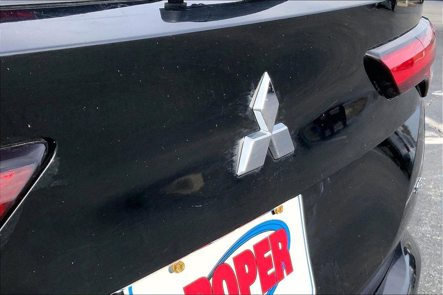 Used 2024 Mitsubishi Outlander SE image 31