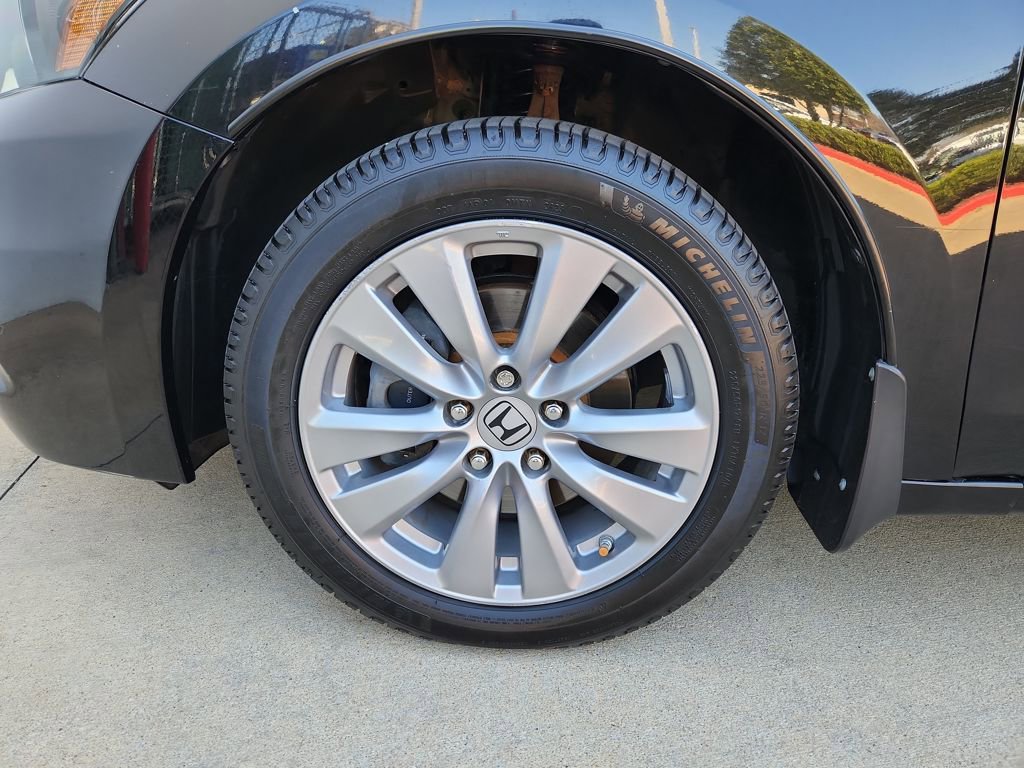 Used 2011 Honda Accord EX-L image 31