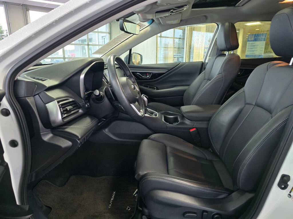 Used 2022 Subaru Outback Limited image 22