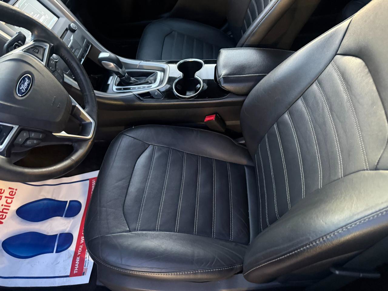 Used 2015 Ford Fusion SE w/ Equipment Group 202A image 6