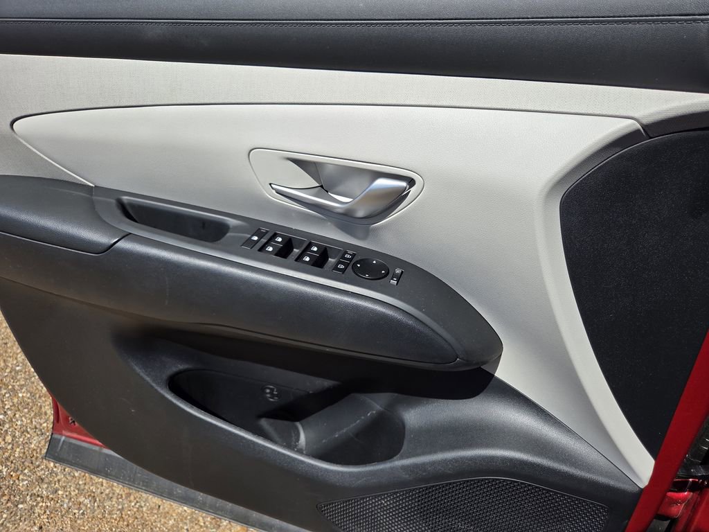 Certified 2025 Hyundai Tucson SEL image 18