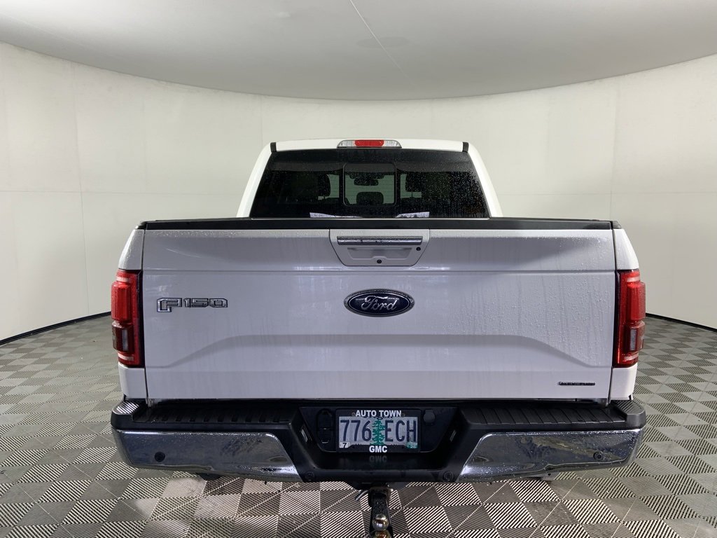 Used 2015 Ford F150 Lariat w/ Equipment Group 502A Luxury image 8