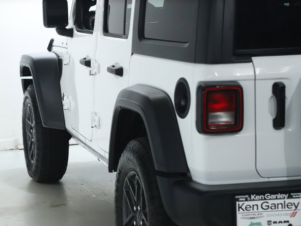 Used 2025 Jeep Wrangler Sport S image 42