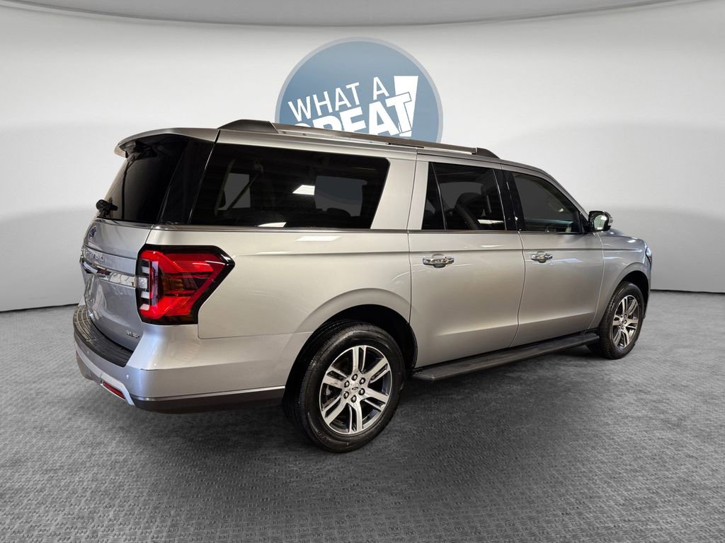 Used 2024 Ford Expedition Max Limited image 3