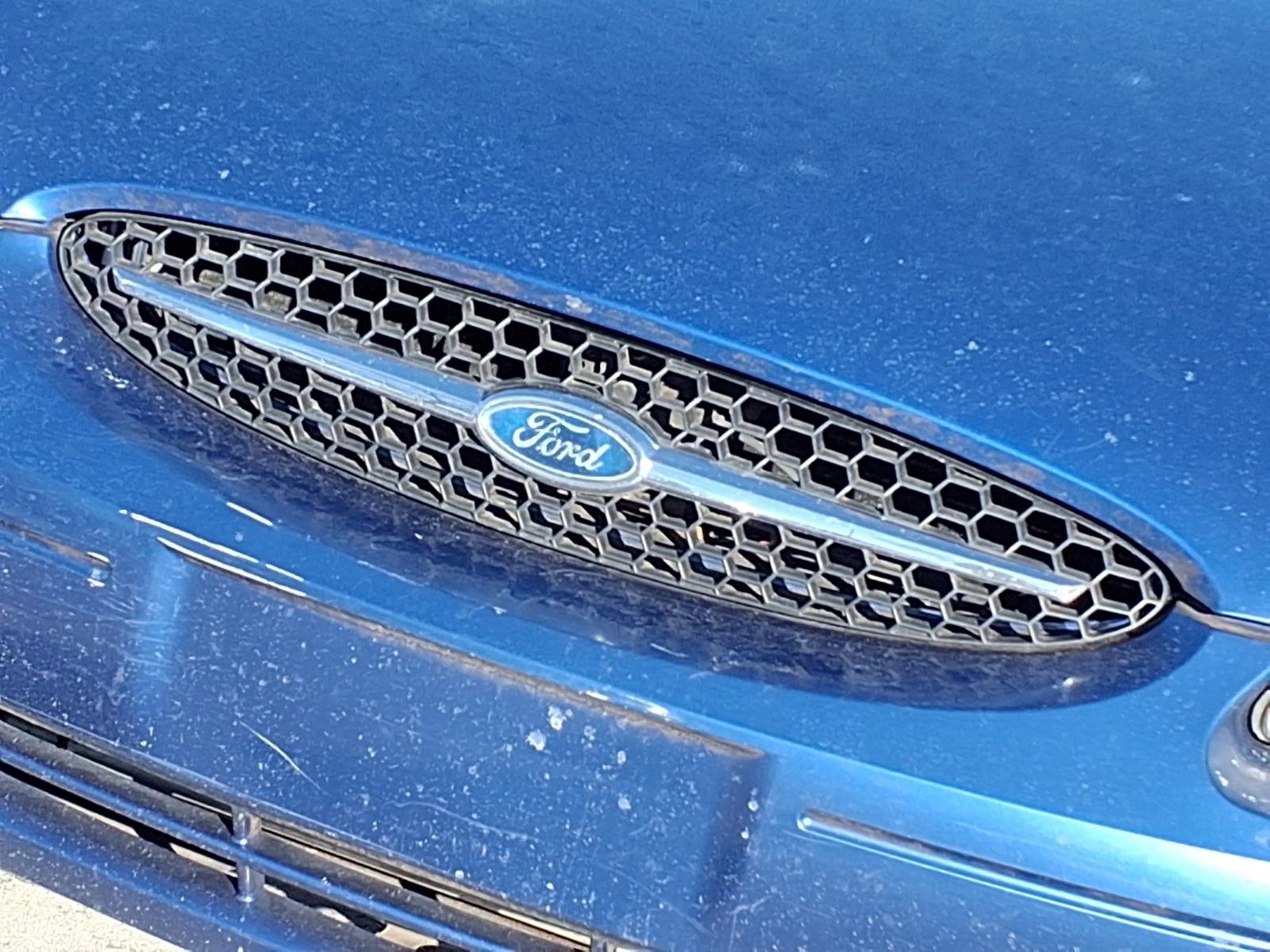 Used 2003 Ford Taurus SE image 25