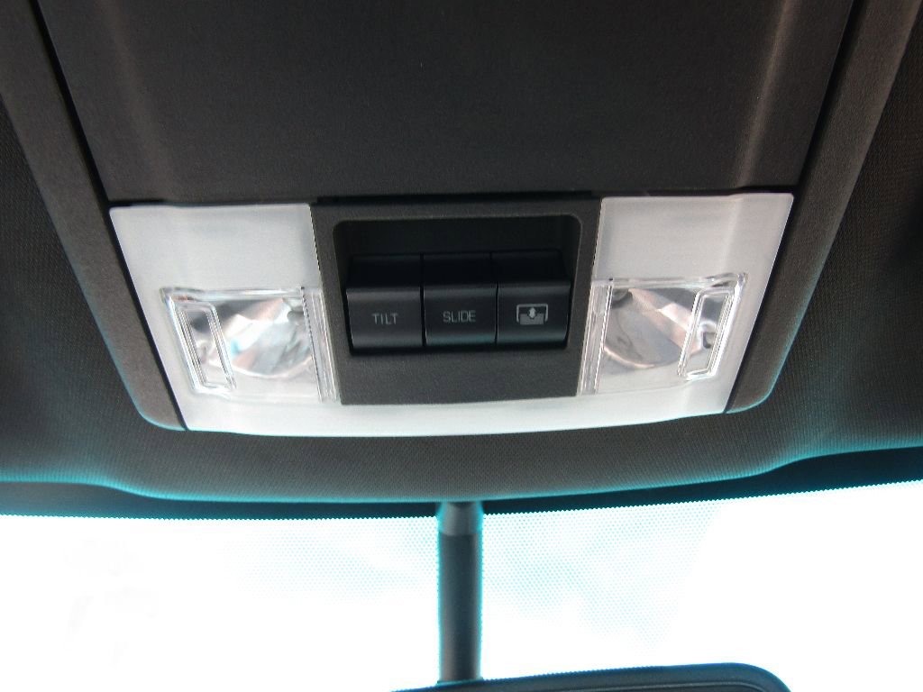 Used 2013 Ford Explorer XLT image 21