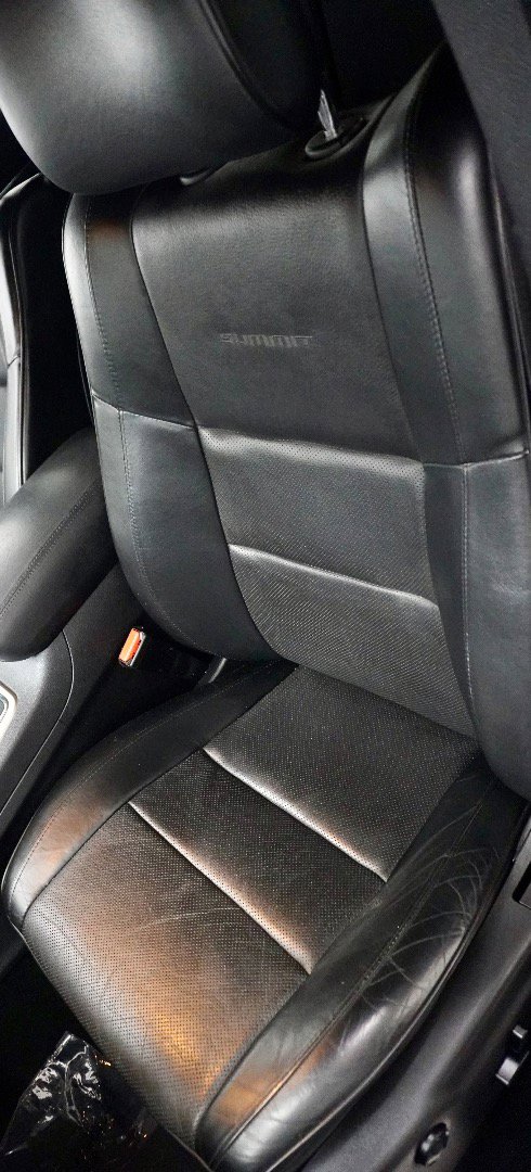 Used 2014 Jeep Grand Cherokee Summit AWD/4WD image 4