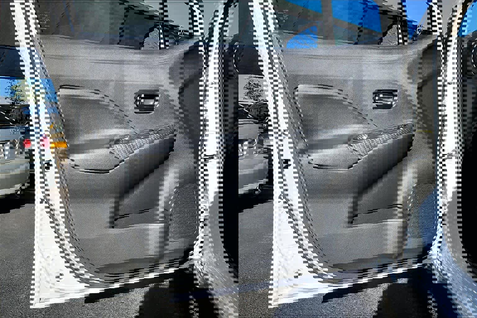 New 2025 Nissan Versa S w/ Trunk Package image 10