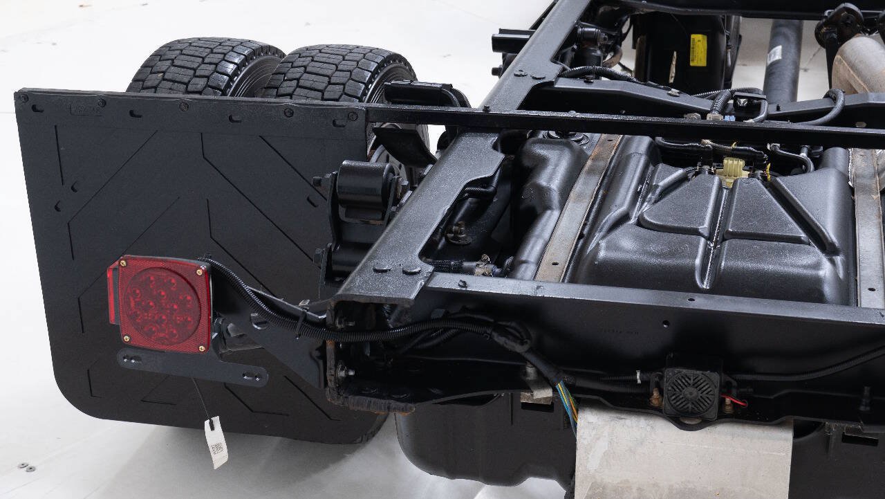Used 2018 Ford F550 4x4 Regular Cab Super Duty image 65