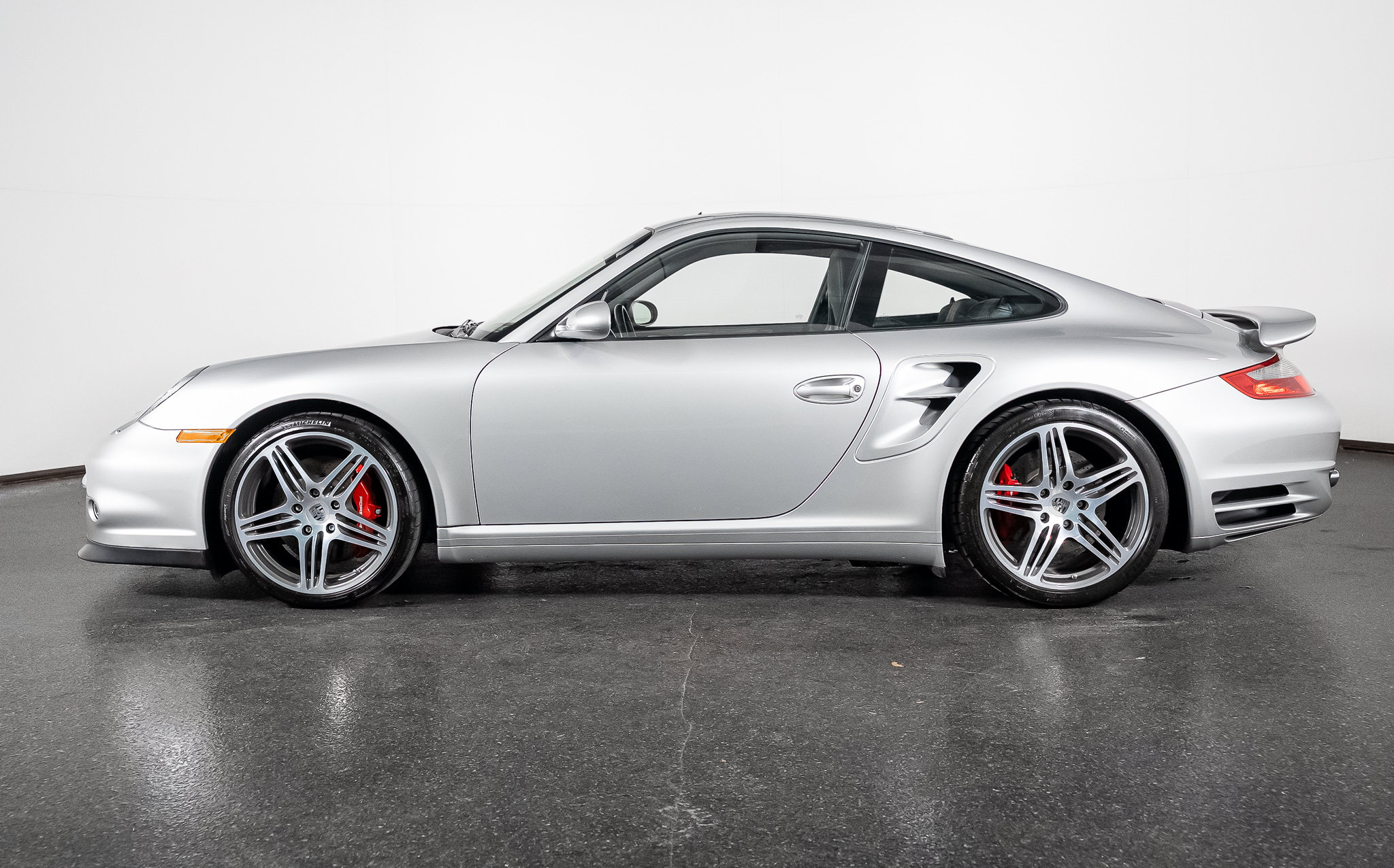 Used 2007 Porsche 911 Turbo AWD/4WD image 13