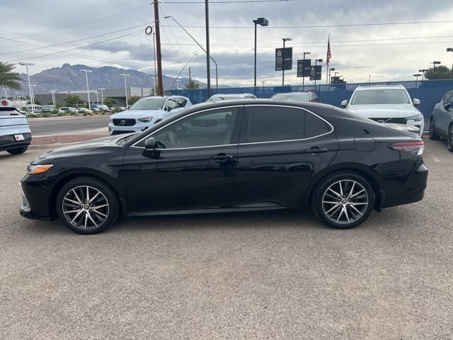 Used 2024 Toyota Camry XLE w/ Cold Weather Package AWD/4WD image 7