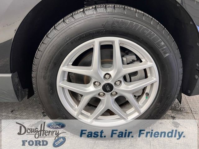 Used 2024 Ford Edge SEL image 17