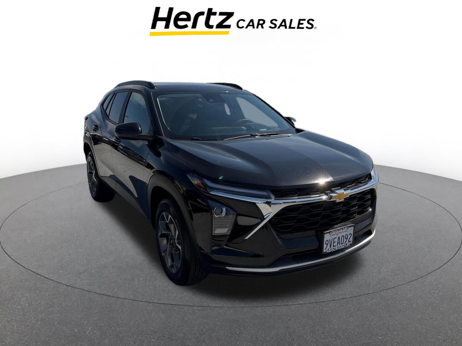 Used 2025 Chevrolet Trax LT image 1