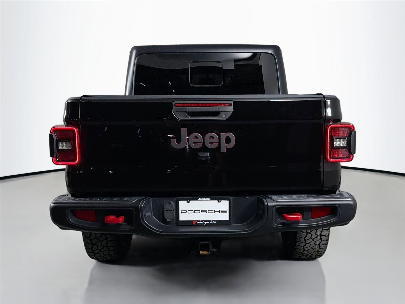 Used 2021 Jeep Gladiator Rubicon AWD/4WD image 6