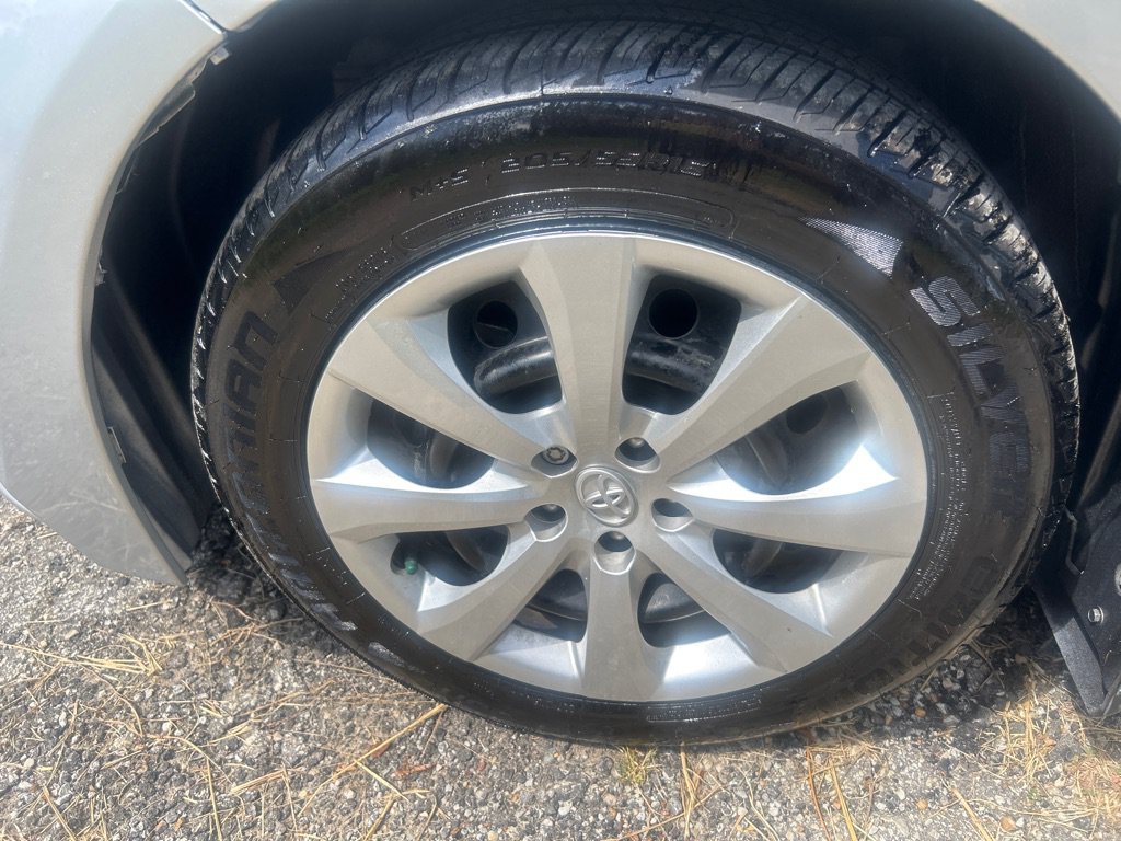 Used 2024 Toyota Corolla LE FWD image 20