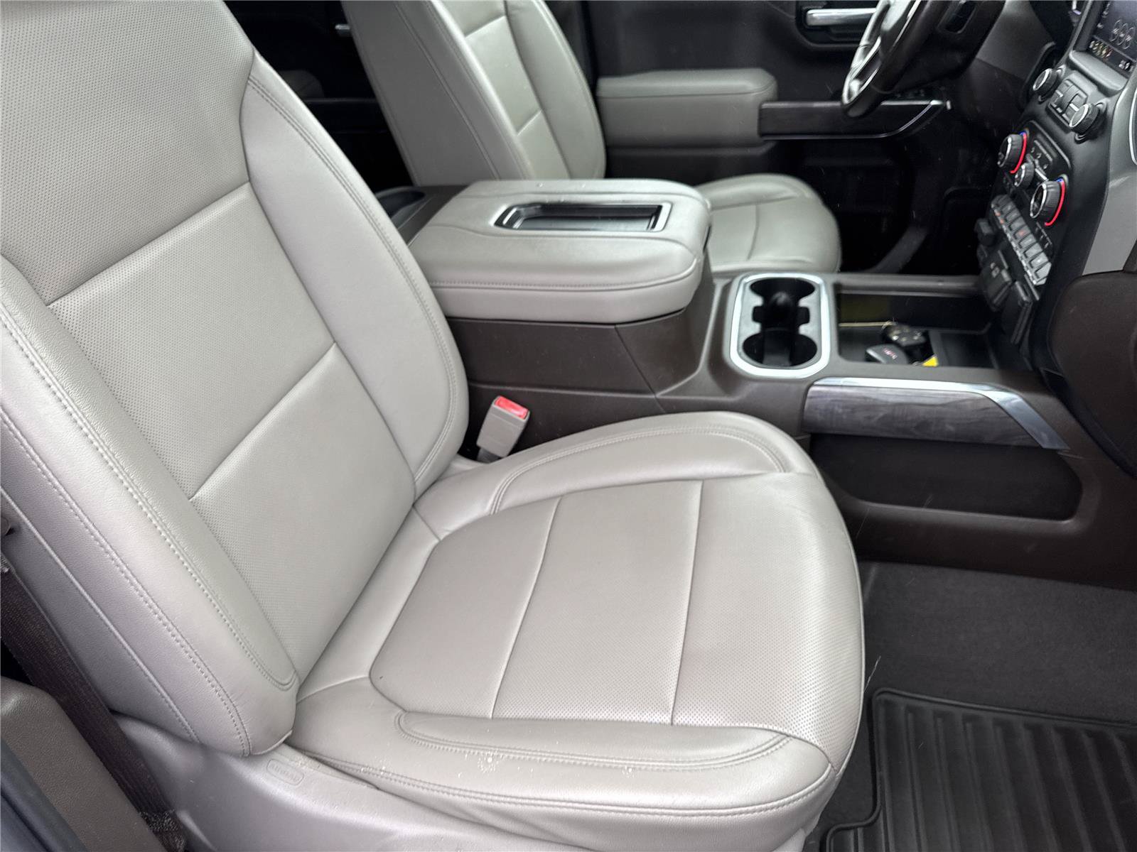 Used 2019 Chevrolet Silverado 1500 LTZ w/ LTZ Plus Package RWD image 32