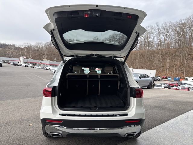 Certified 2025 Mercedes-Benz GLB 250 4MATIC image 9
