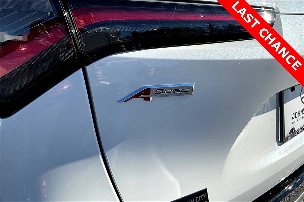 Certified 2025 Acura ADX A-Spec image 8
