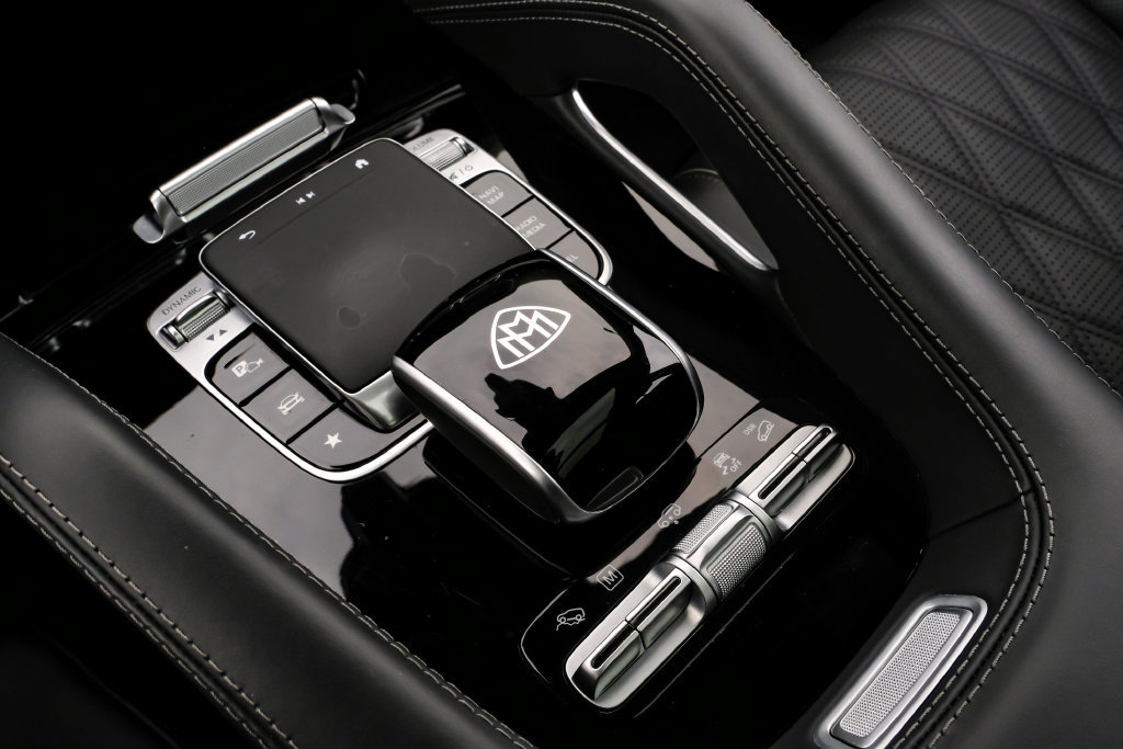 Used 2024 Mercedes-Benz Maybach GLS 600 4MATIC image 23