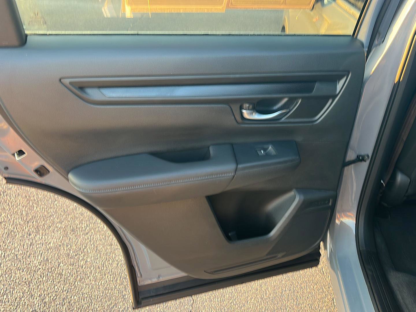 Used 2024 Honda CR-V EX image 17
