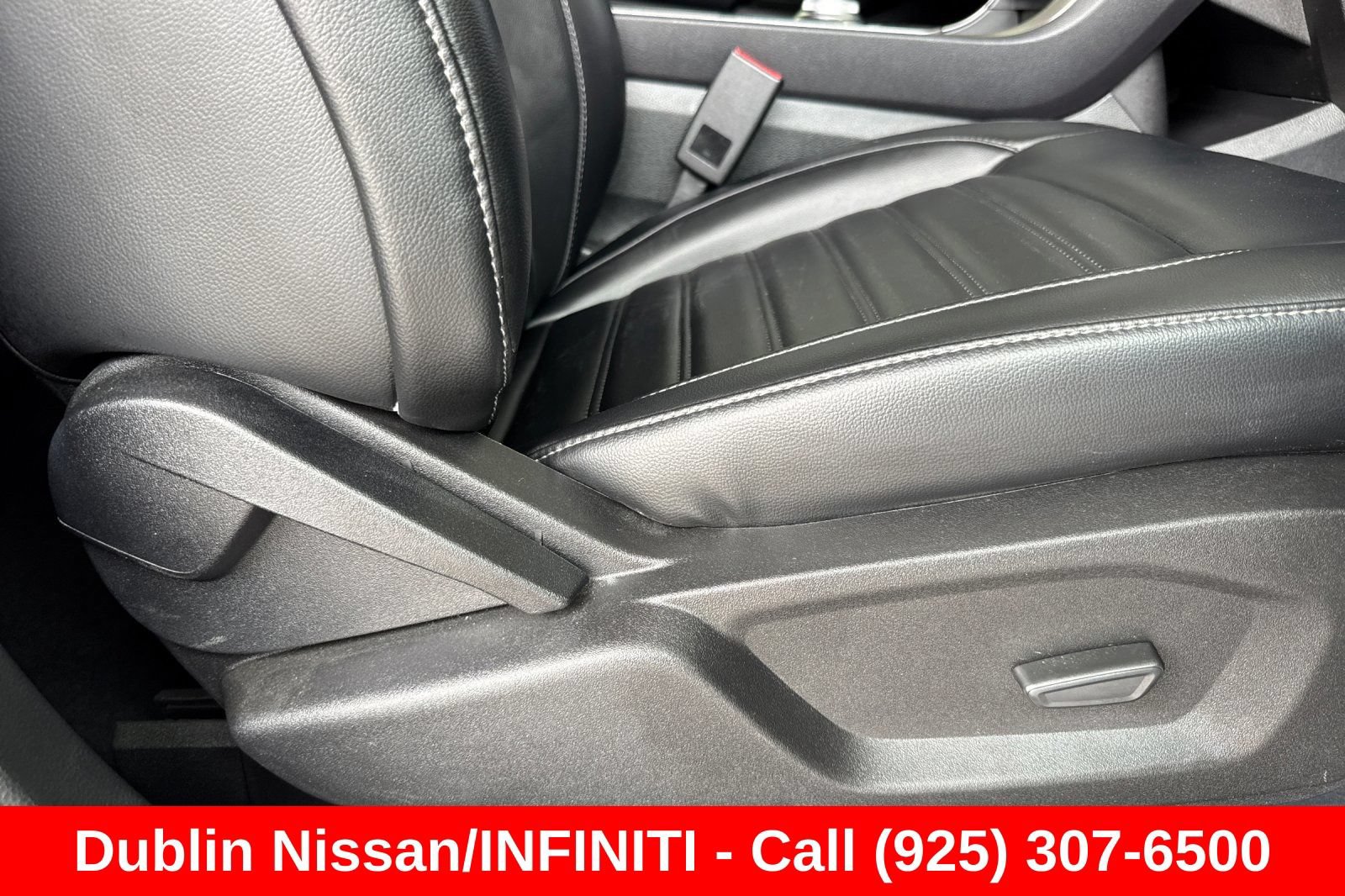 Used 2023 Ford Edge SEL w/ Convenience Package AWD/4WD image 24