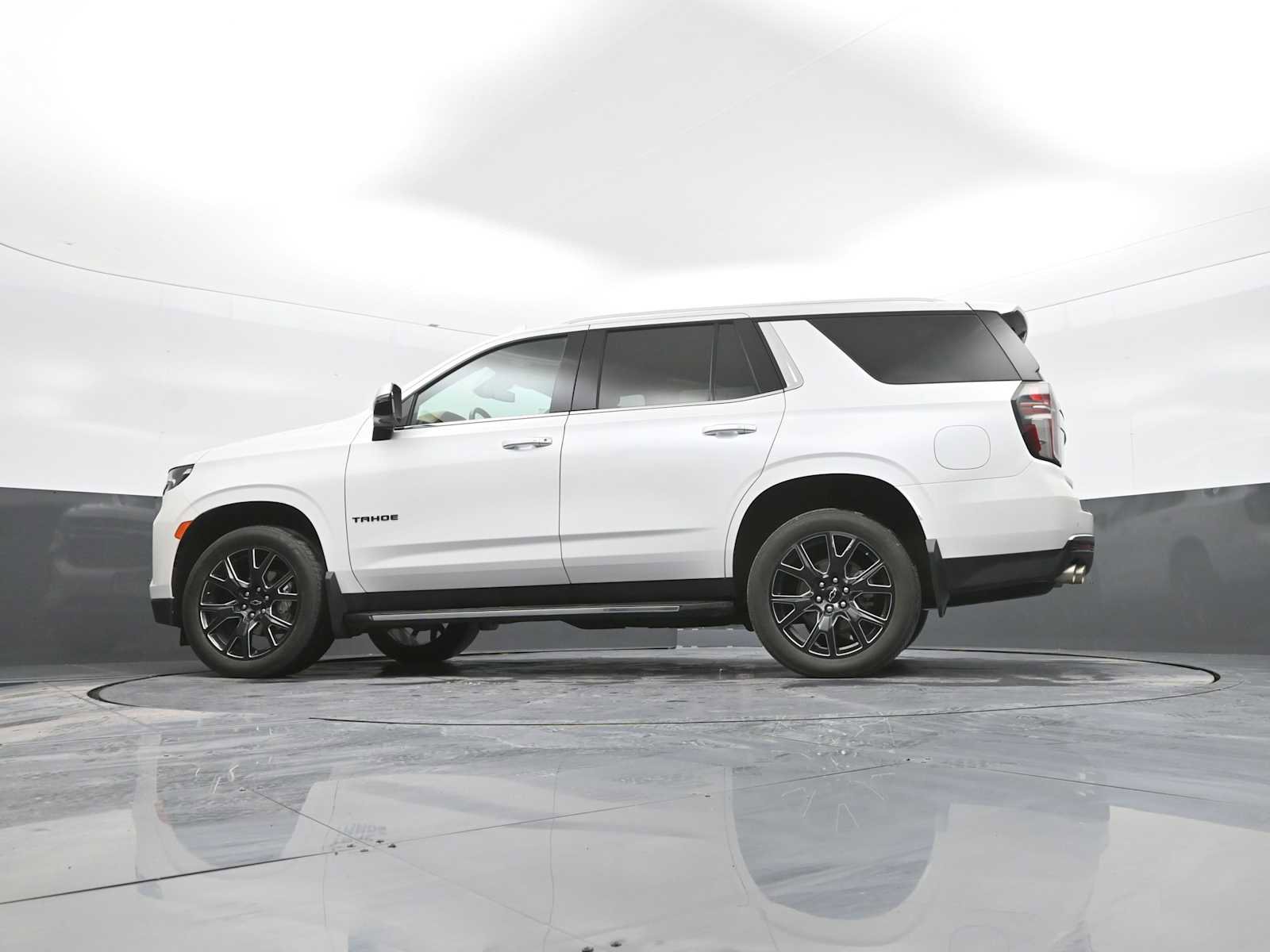 Used 2023 Chevrolet Tahoe Premier image 37