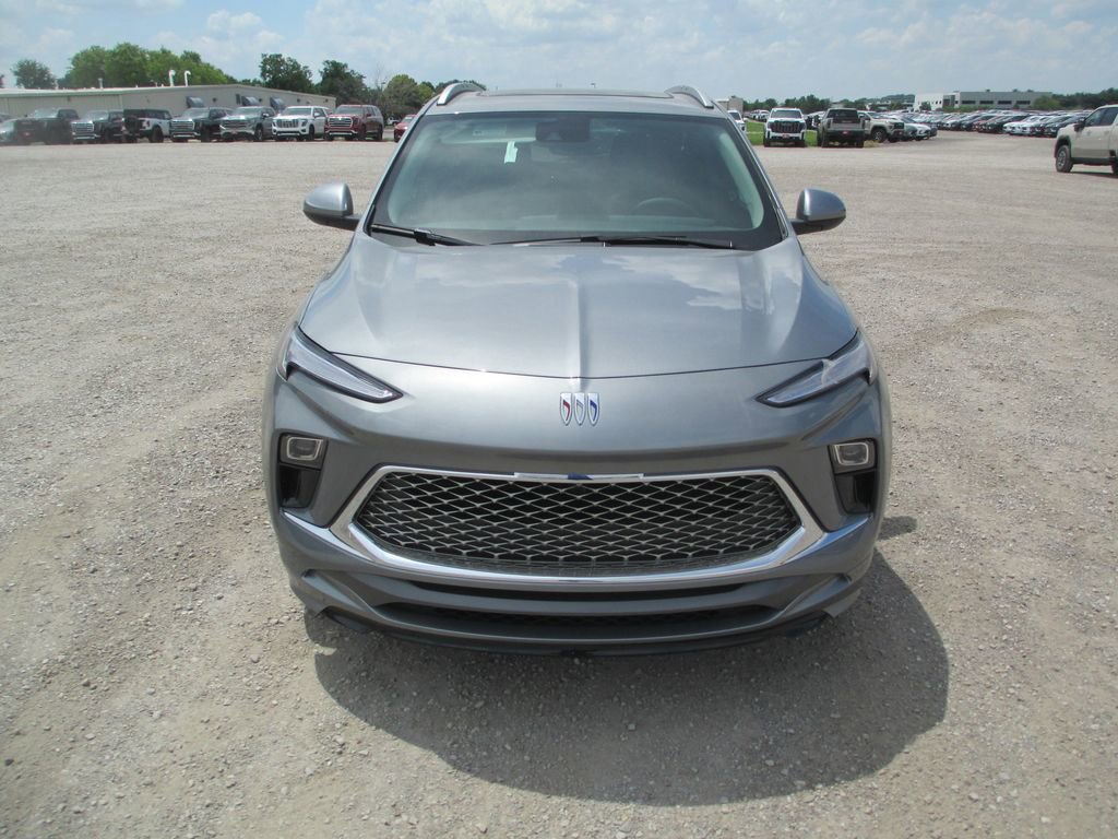 New 2026 Buick Encore GX Avenir FWD image 10