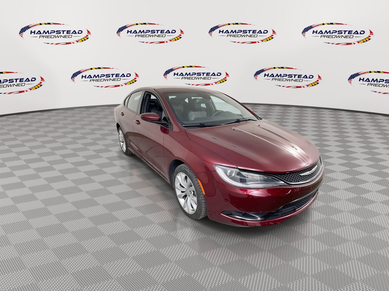 Used 2015 Chrysler 200 S w/ Navigation & Sound Group I image 2