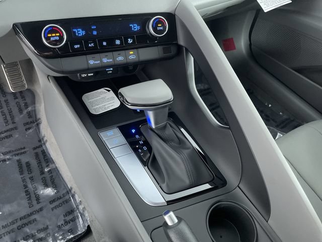 New 2026 Hyundai Elantra Sport FWD image 31
